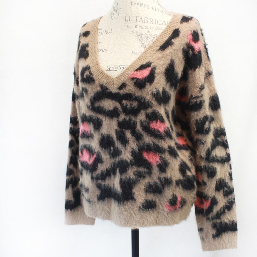 Wildfox Wool Blend Knit Animal Print Sweater Pullover V-Neck Cozy Soft Warm XS